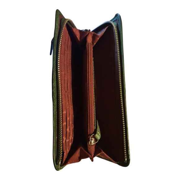 Fossil Green Leather Wallet Clutch Purse Keyhole Plate Zip Around Women’s Wallet - Picture 2 of 4